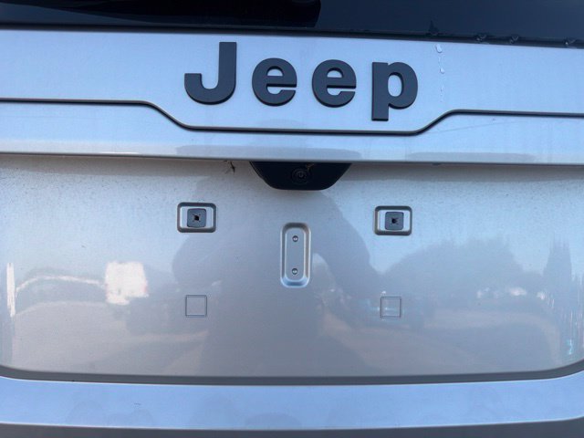 Used 2026 Jeep Cherokee Limited AWD/4WD image 5