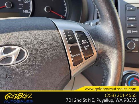 Used 2010 Hyundai Elantra SE FWD image 16