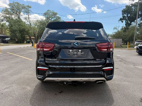 Used 2019 Kia Sorento SX AWD/4WD image 4