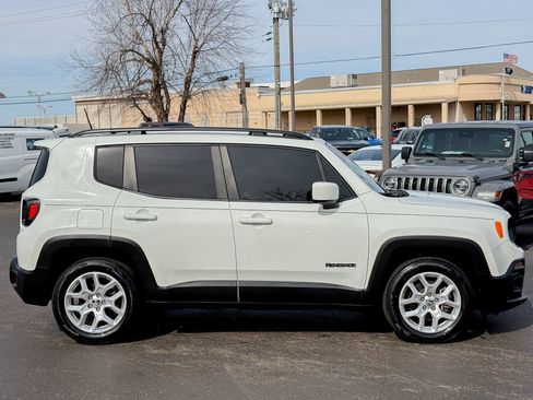 Used 2018 Jeep Renegade Latitude image 5