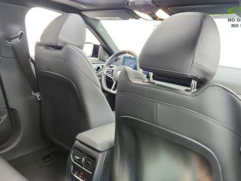 Used 2025 BMW M440i RWD image 26