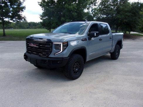 Used 2024 GMC Sierra 1500 AT4X w/ AT4X AEV Edition image 37