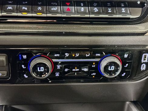 New 2026 Chevrolet Silverado 1500 ZR2 AWD/4WD image 10