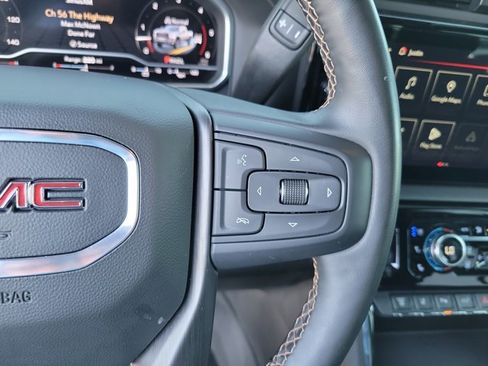 Used 2024 GMC Sierra 2500 AT4 w/ Technology Package AWD/4WD image 23