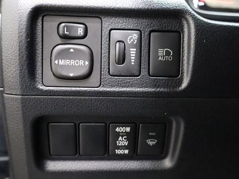 Used 2022 Toyota 4Runner TRD Off-Road Premium image 19