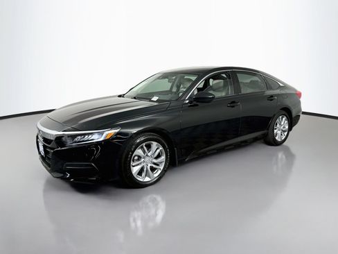 Used 2018 Honda Accord LX image 3