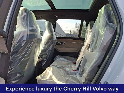 New 2026 Volvo XC90 T8 Plus w/ Protection Package Premier AWD/4WD image 7