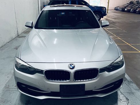 Used 2017 BMW 330i xDrive Sedan AWD/4WD image 13