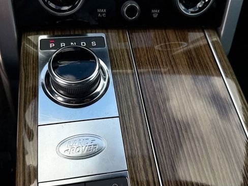 Used 2019 Land Rover Range Rover Supercharged image 17