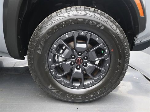 Used 2022 Nissan Frontier PRO-4X w/ Pro-4X Premium Package image 20