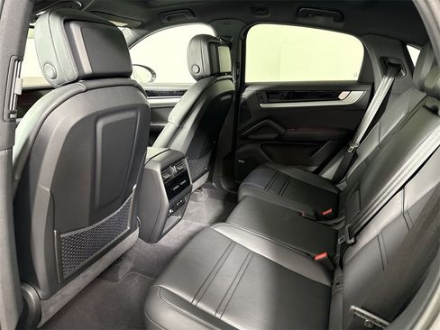 New 2026 Porsche Cayenne S image 26