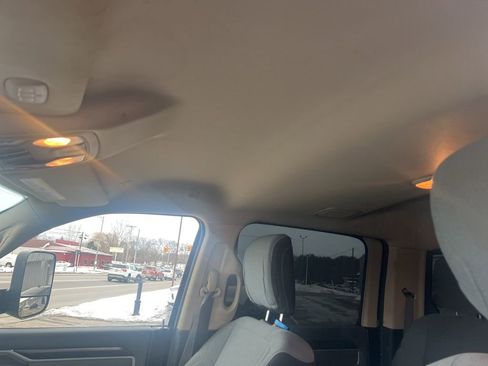 Used 2020 RAM 2500 Big Horn w/ Level 2 Equipment Group image 22