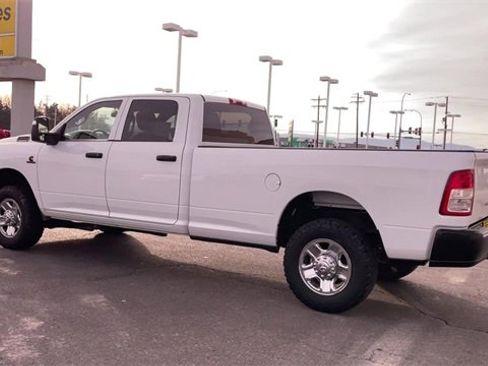 Used 2024 RAM 3500 Tradesman w/ Snow Chief Group image 7