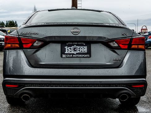 Used 2023 Nissan Altima 2.5 SV w/ SV Premium Package image 14