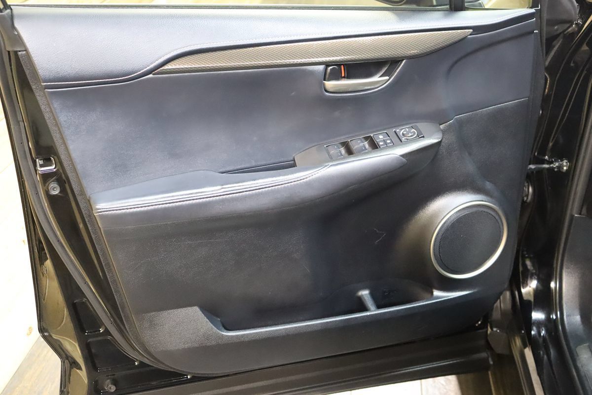 Used 2017 Lexus NX 200t FWD image 29