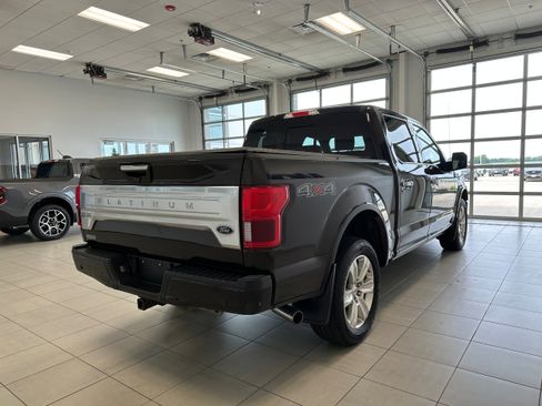 Used 2019 Ford F150 Platinum w/ Equipment Group 701A Luxury AWD/4WD image 5