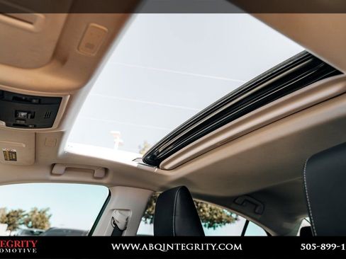 Used 2019 Lexus ES 350 w/ Premium Package FWD image 47