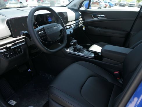New 2026 Kia Sportage EX w/ EX Panorama Roof Package FWD image 12