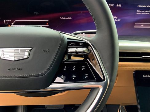 New 2025 Cadillac Escalade IQ Luxury 2 image 24