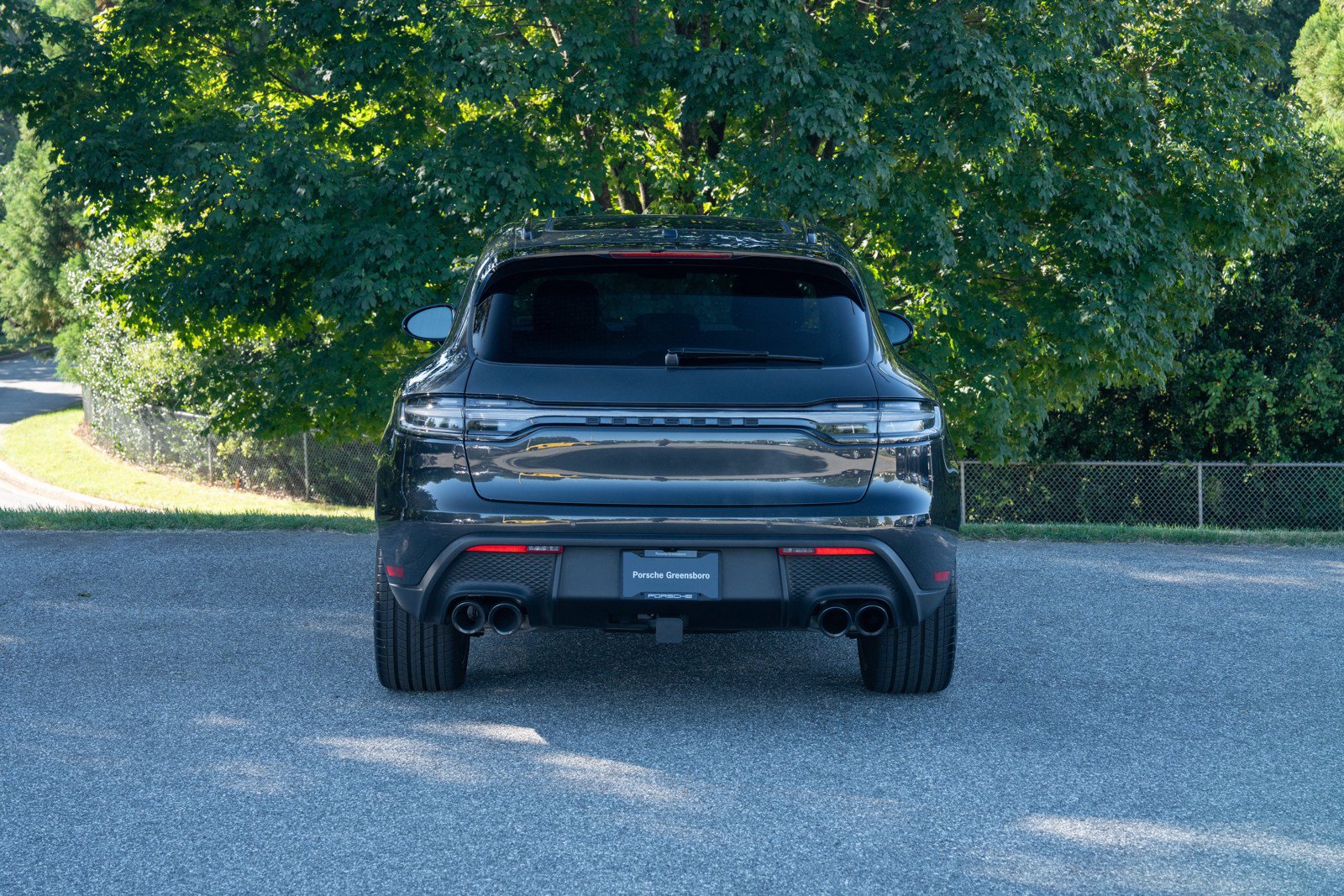 Certified 2026 Porsche Macan AWD/4WD image 6