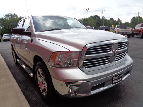 Used 2015 RAM 1500 Big Horn AWD/4WD image 4