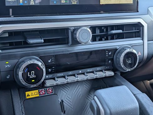 New 2026 Toyota 4Runner Limited AWD/4WD image 29