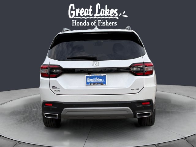 Used 2023 Honda Pilot Elite image 4