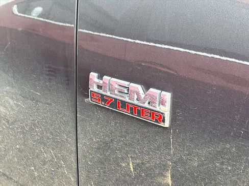 Used 2017 RAM 1500 Express image 8