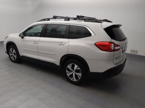 Used 2020 Subaru Ascent Premium w/ Convenience Package image 3