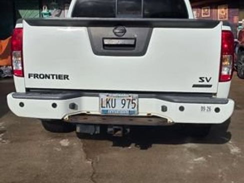 Used 2019 Nissan Frontier SV w/ Value Truck Package RWD image 2