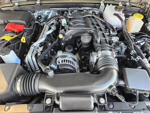 New 2025 Jeep Gladiator Sport image 19