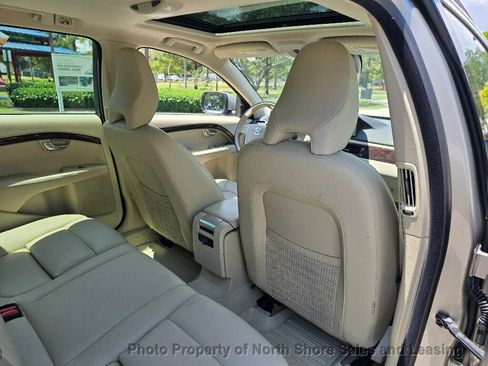 Used 2015 Volvo XC70 T5 Premier w/ Proximity Package FWD image 49