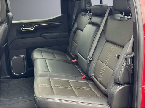 Certified 2025 Chevrolet Silverado 1500 High Country w/ High Country Premium Package AWD/4WD image 21
