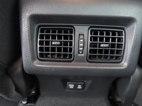 Used 2025 Toyota Camry LE FWD image 30