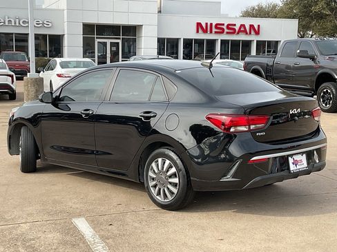 Used 2022 Kia Rio LX image 7