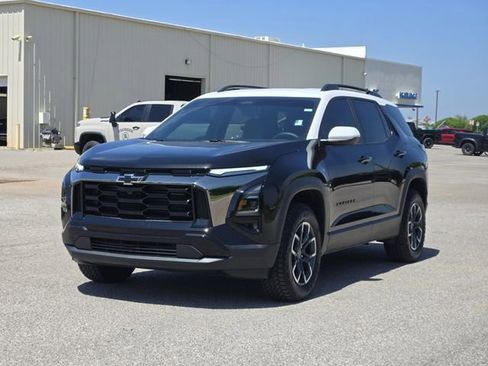 New 2026 Chevrolet Equinox ACTIV w/ Convenience Package III AWD/4WD image 2