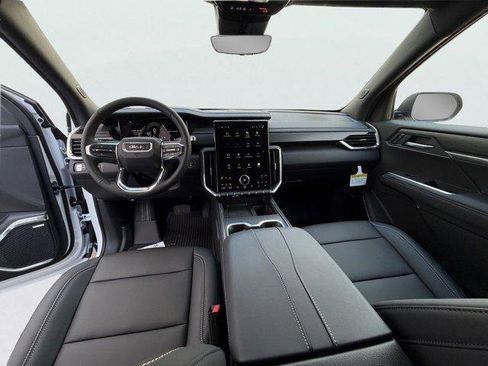 New 2026 GMC Acadia Elevation w/ Elevation Premium Package image 2