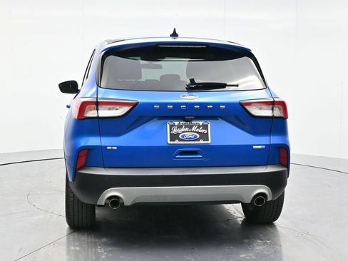 Used 2020 Ford Escape SE image 6