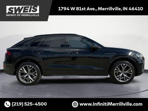 Used 2021 Audi Q8 Premium image 21