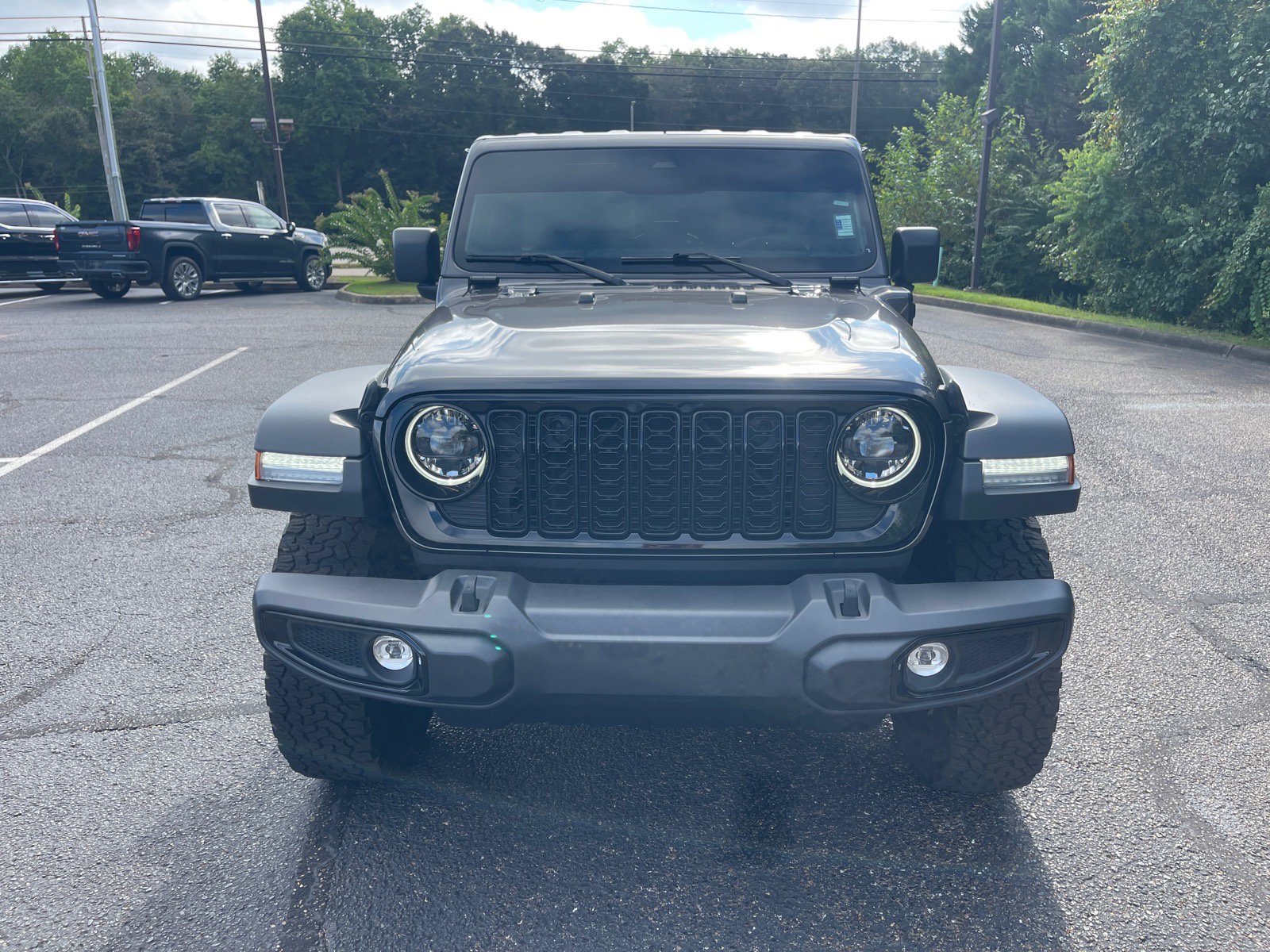 Used 2025 Jeep Wrangler Unlimited Sport S 4xe AWD/4WD image 2