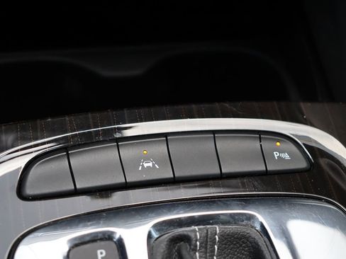 Used 2018 Buick Regal Essence w/ Driver Confidence Package #1 image 78