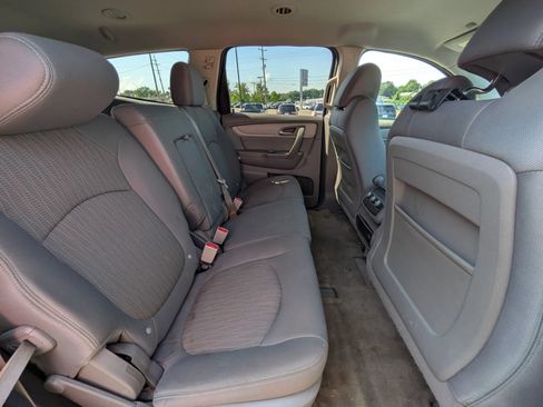 Used 2015 Chevrolet Traverse LS FWD image 36