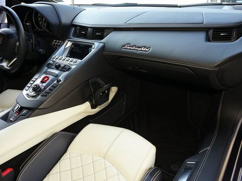 Used 2015 Lamborghini Aventador LP 700-4 AWD/4WD image 14