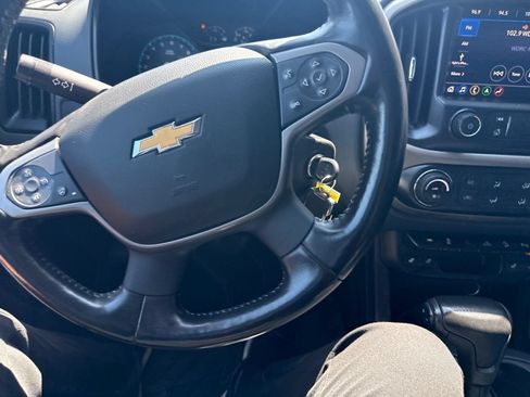 Used 2021 Chevrolet Colorado Z71 w/ Z71 Midnight Edition AWD/4WD image 20