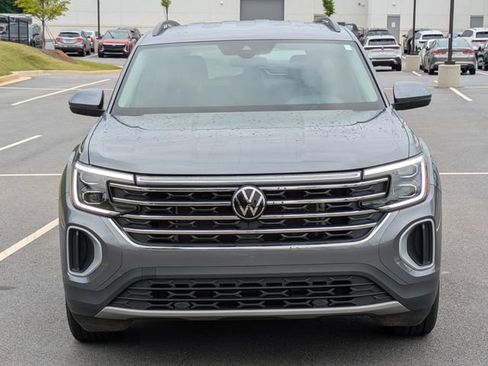Certified 2024 Volkswagen Atlas SE FWD image 9