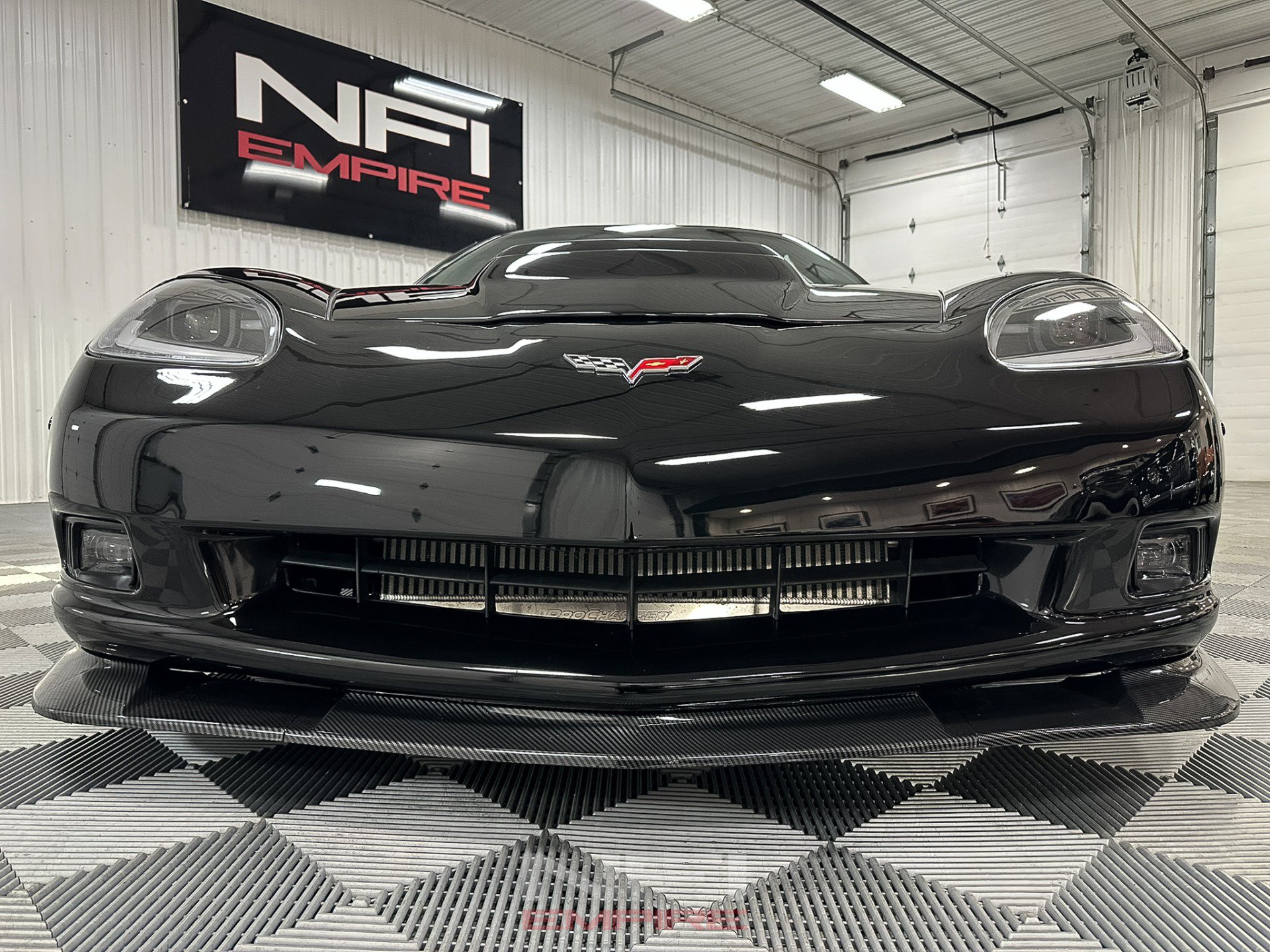 Used 2006 Chevrolet Corvette Coupe w/ Preferred Equipment Group RWD image 23