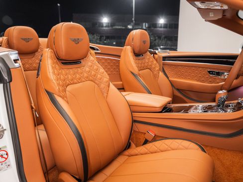 Used 2023 Bentley Continental GT Speed image 20