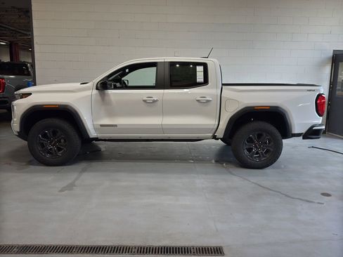 New 2025 GMC Canyon Elevation w/ Convenience Package image 44