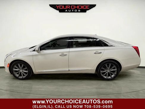 Used 2013 Cadillac XTS FWD image 2