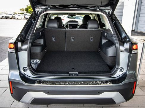 New 2026 Volkswagen Tiguan SE image 16